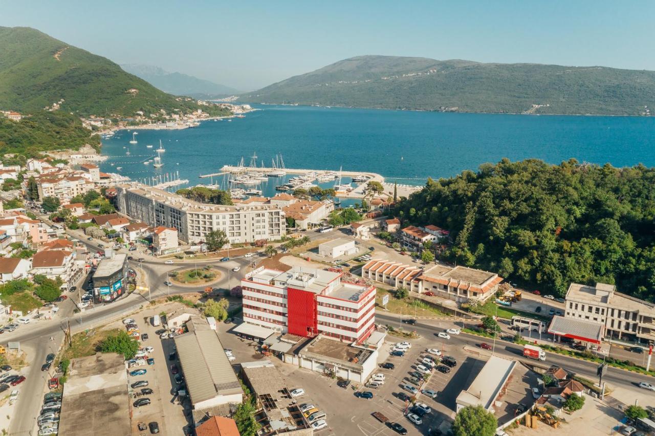 Centar Novi Hotel Herceg Novi Luaran gambar