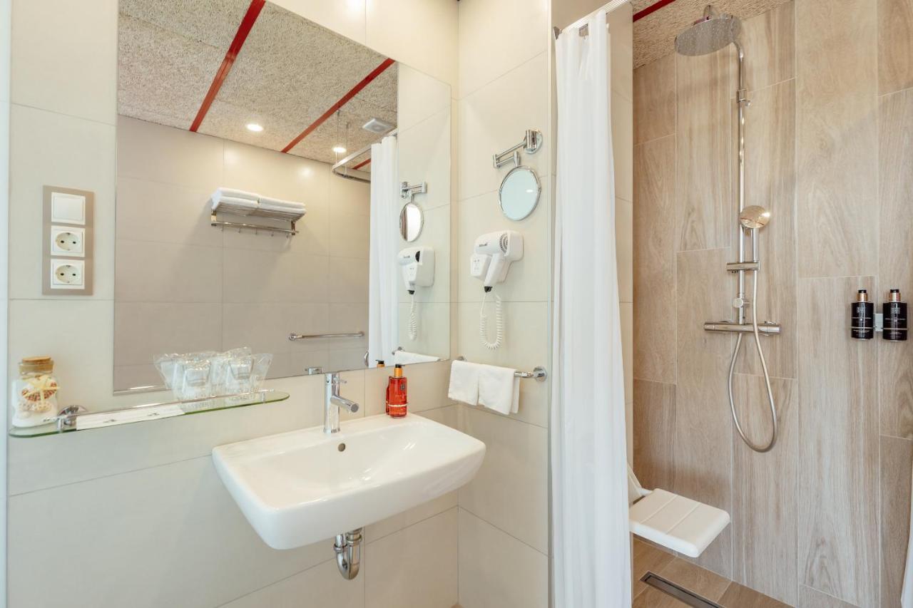 Centar Novi Hotel Herceg Novi Luaran gambar