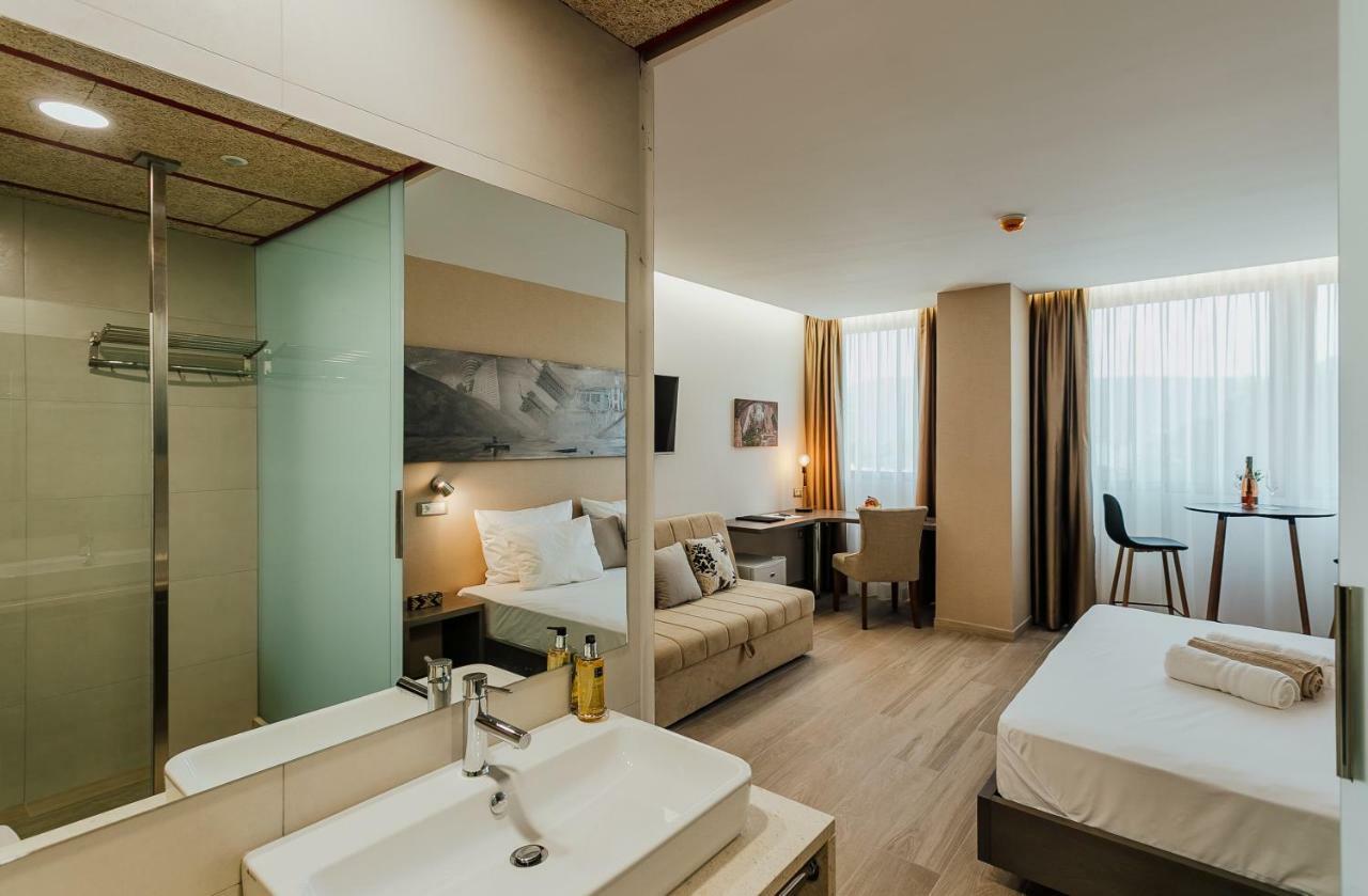Centar Novi Hotel Herceg Novi Luaran gambar